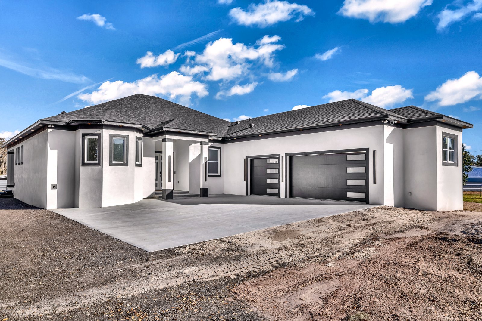 Luxury custom home built by McFarlane Construction Group in Central Florida